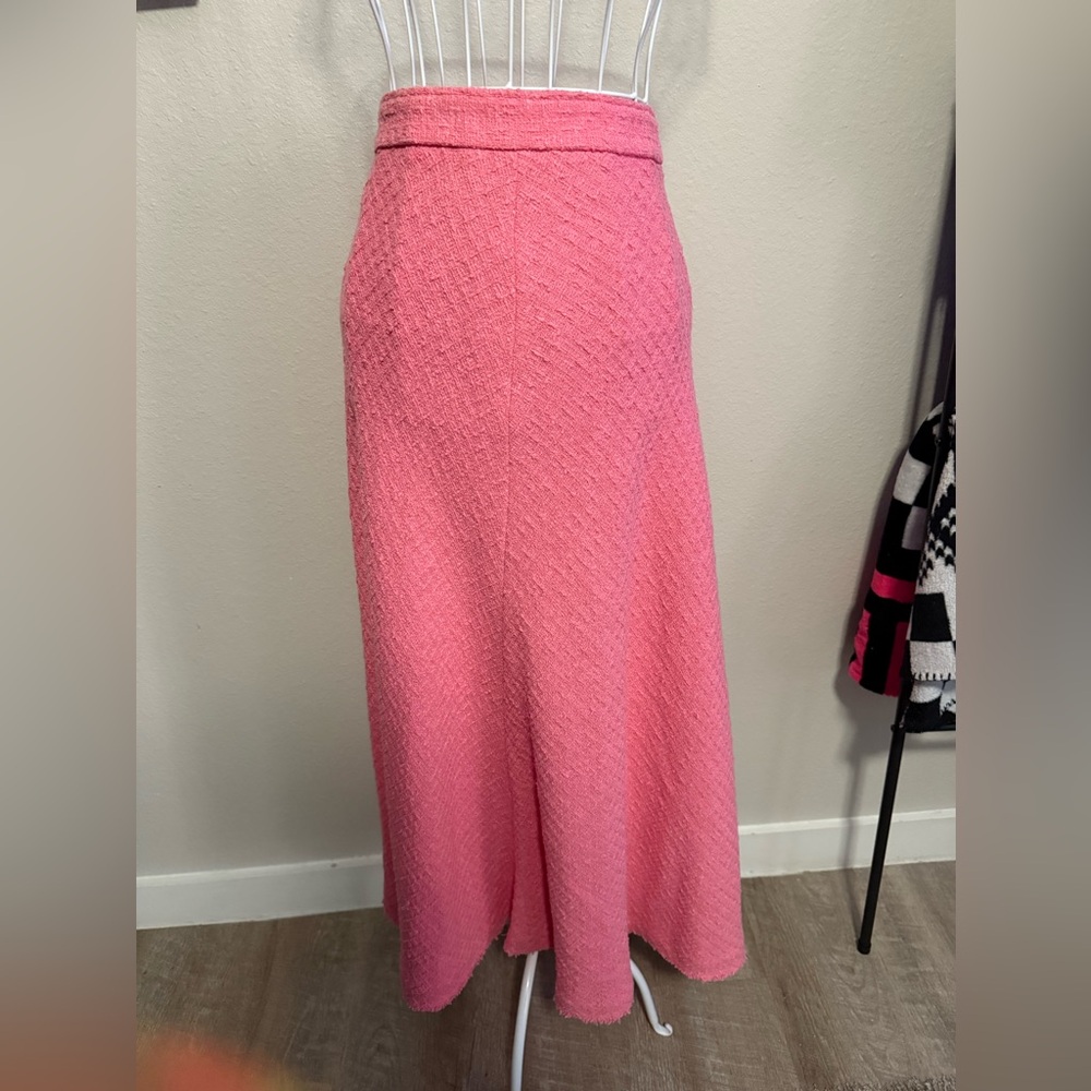 NWOT Zara Textured Pink Full Skirt